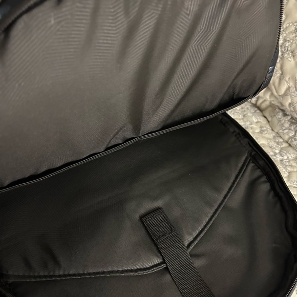 VOLCOM BACKPACK - Picture 5 of 6